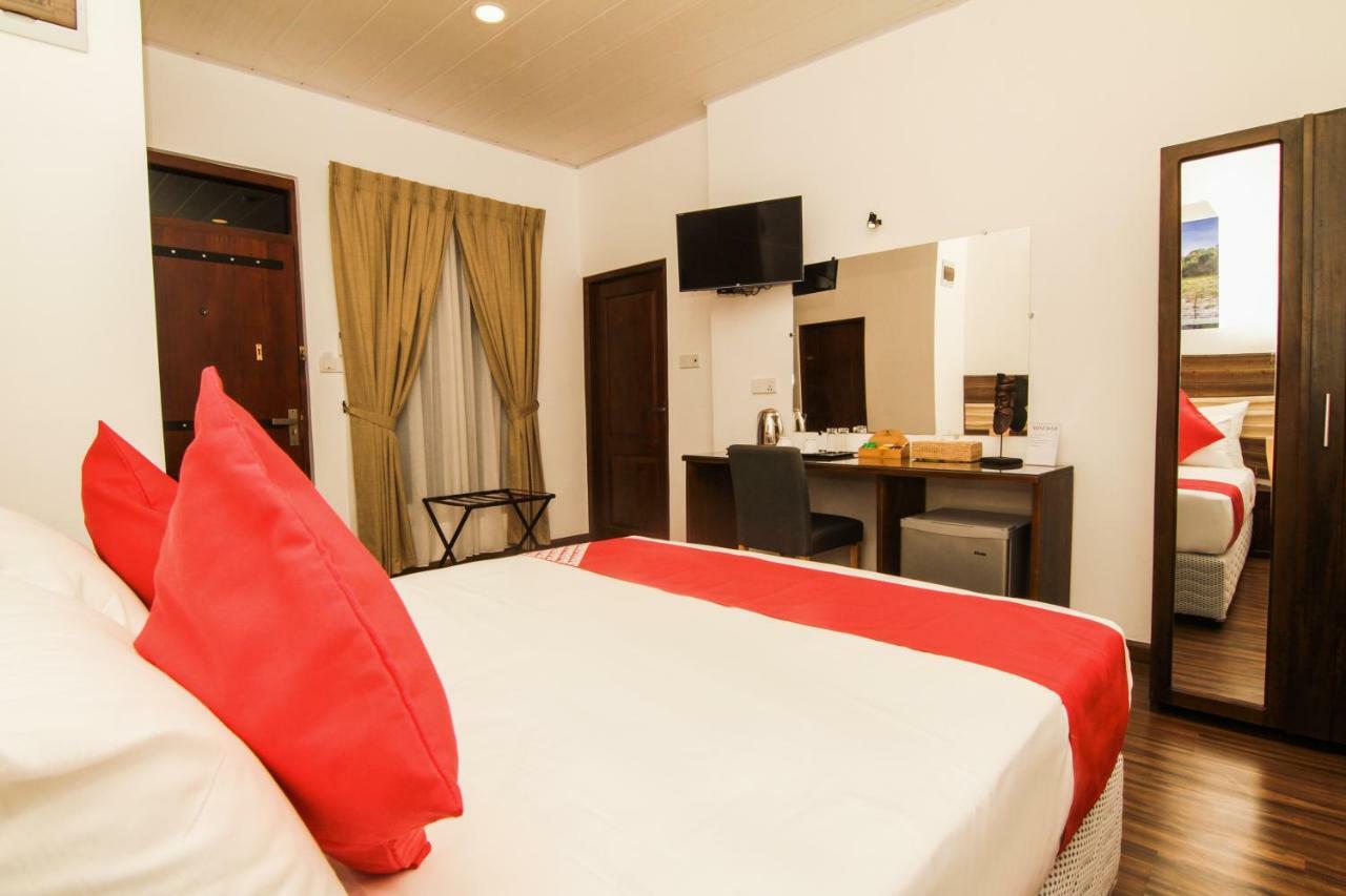 Clove Transit Hotel Kotugoda 外观 照片