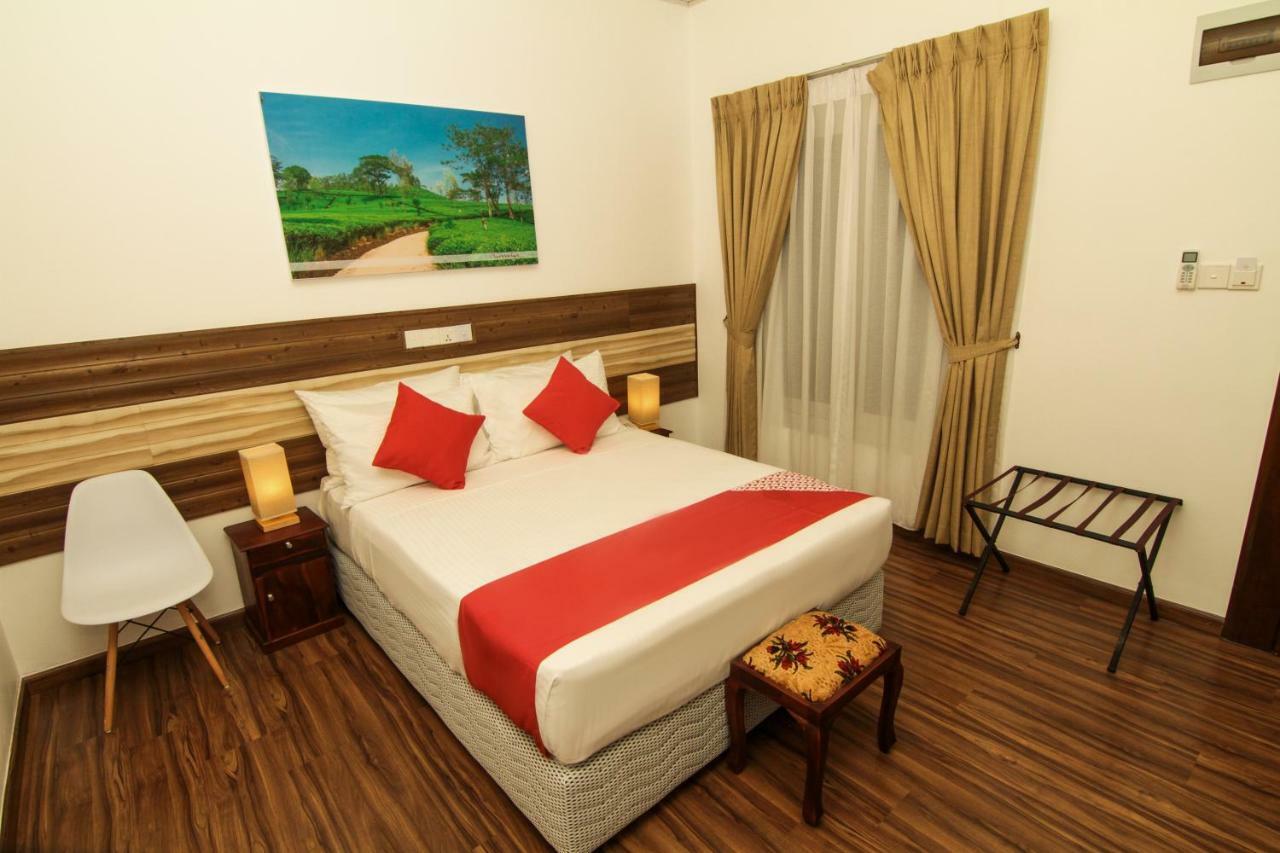 Clove Transit Hotel Kotugoda 外观 照片
