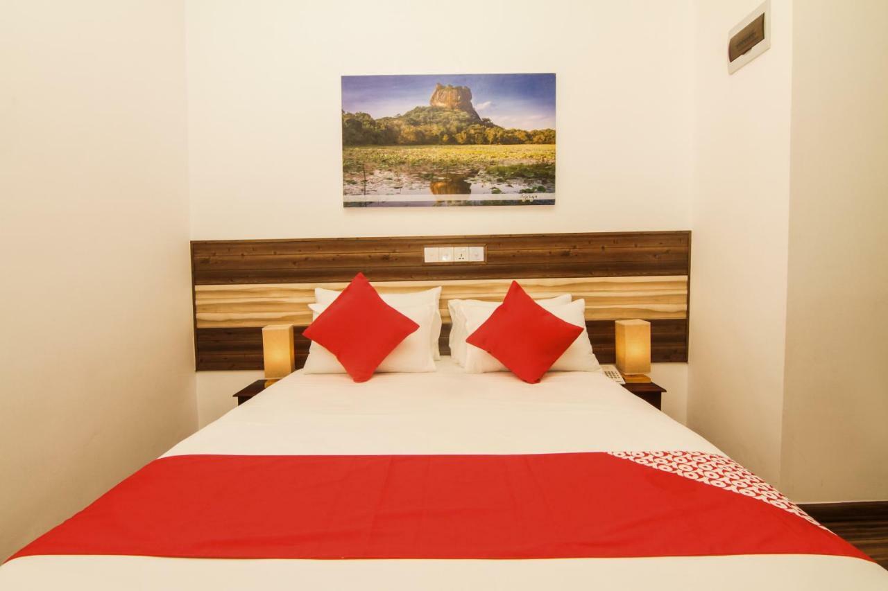 Clove Transit Hotel Kotugoda 外观 照片