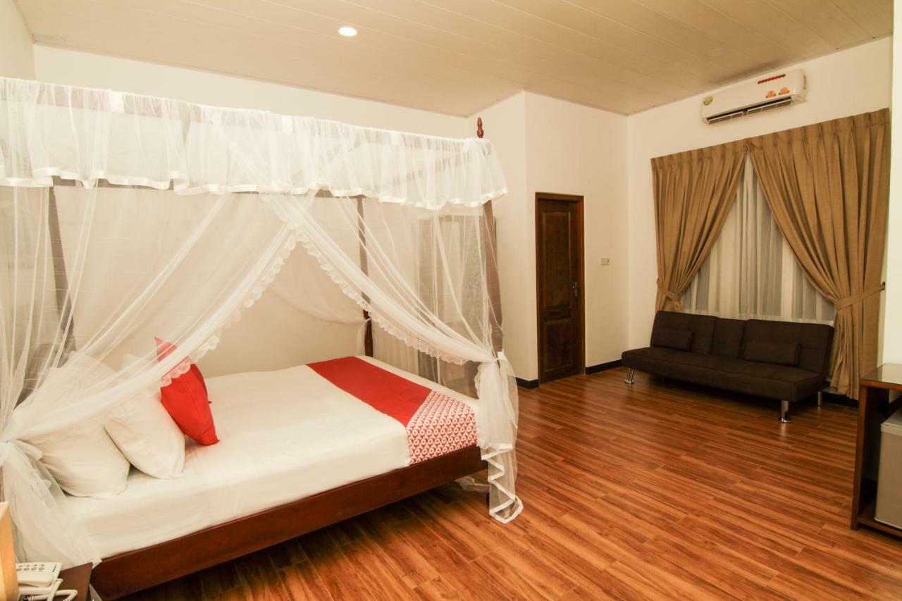Clove Transit Hotel Kotugoda 外观 照片