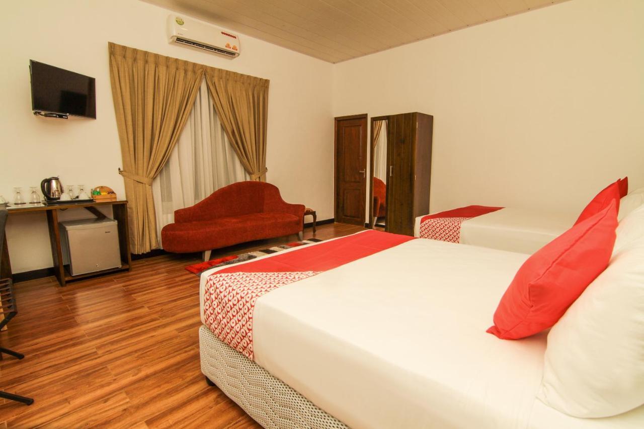 Clove Transit Hotel Kotugoda 外观 照片